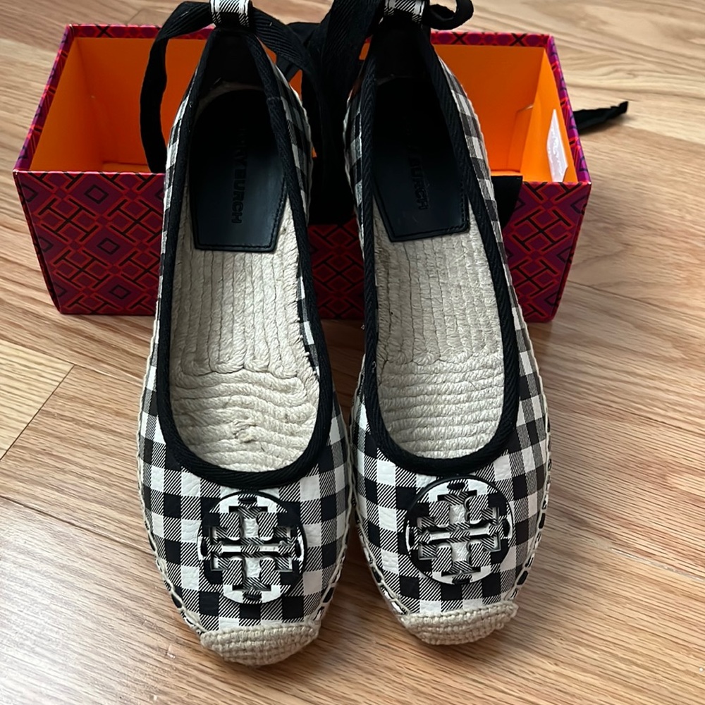 Tory burch espadrille plaid black white 8